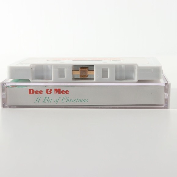 A Bit of Christmas with Dee & Mee (Cassette Tape, Dee & Mee Creations) - Picture 3 of 7